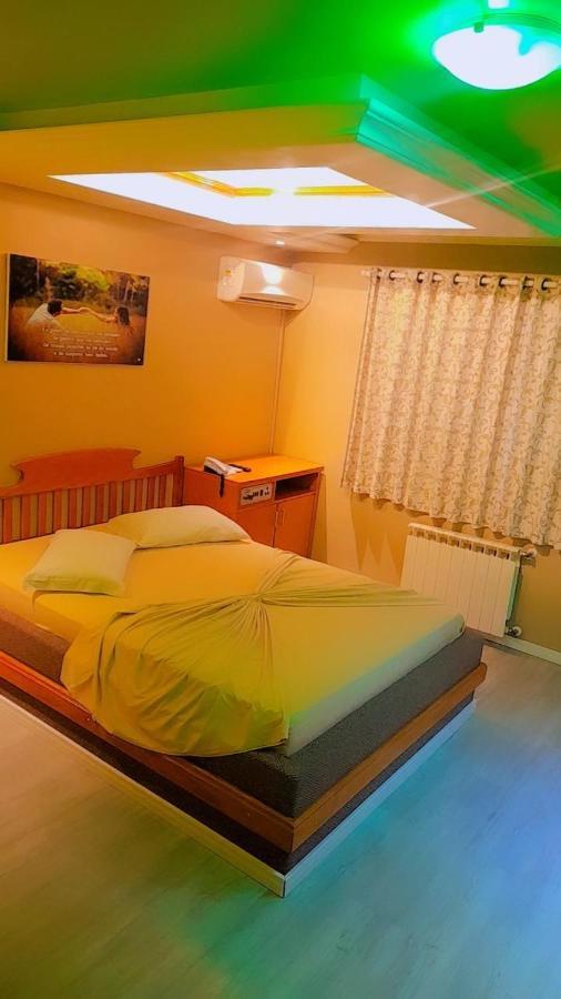Motel Avenida  Gramado Kültér fotó