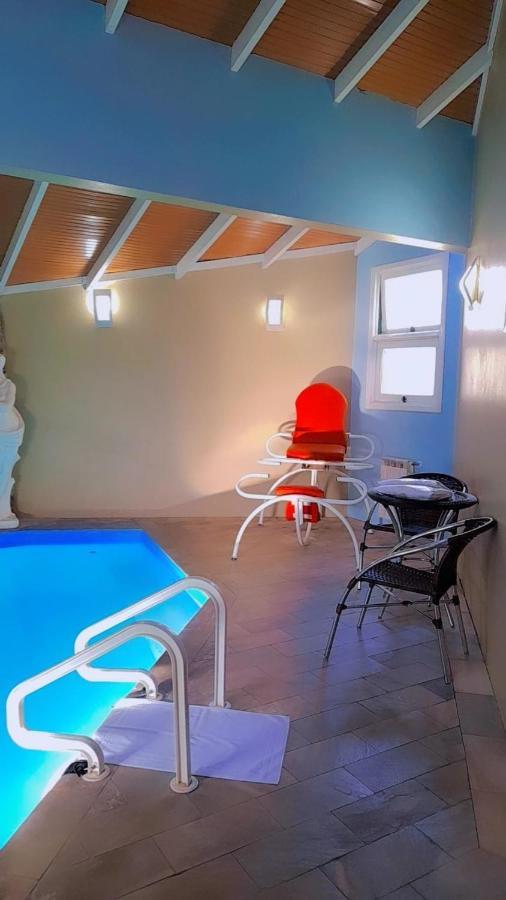 Motel Avenida  Gramado Kültér fotó