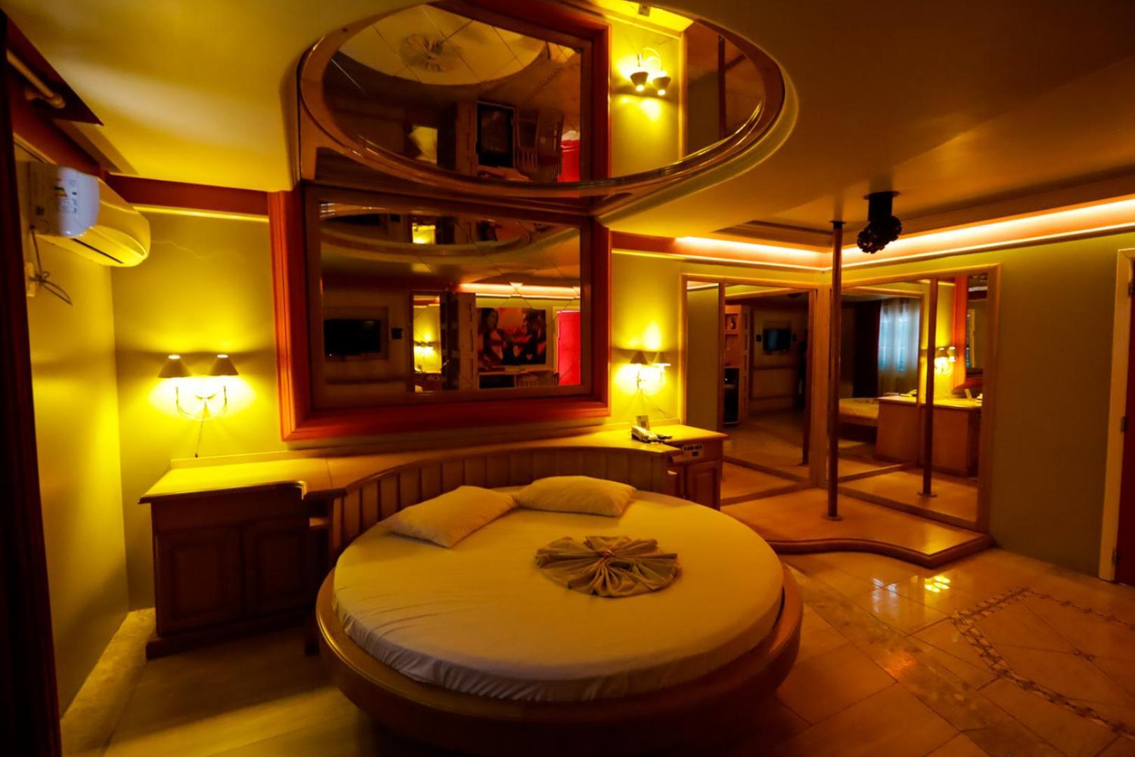 Motel Avenida  Gramado Kültér fotó