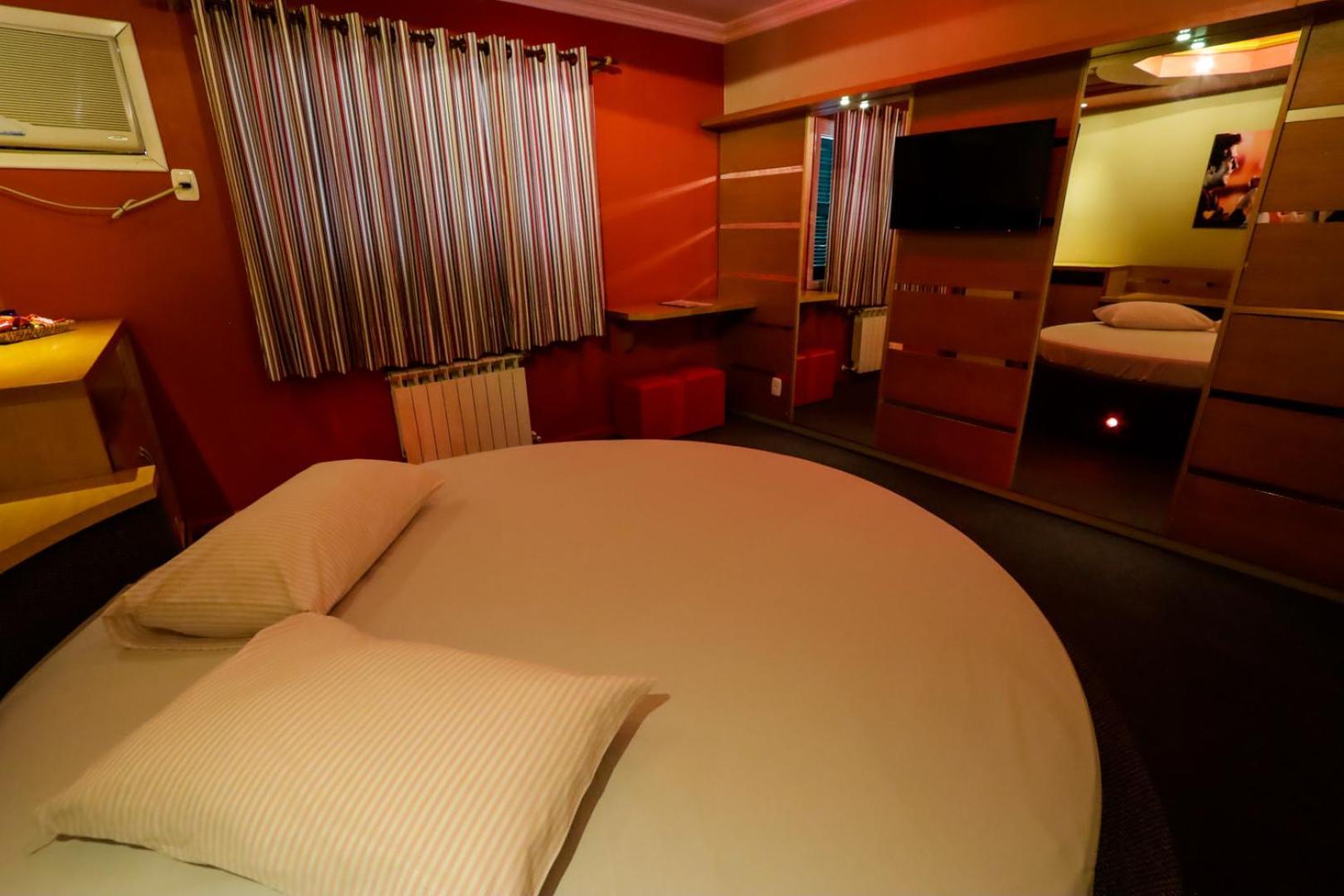 Motel Avenida  Gramado Kültér fotó
